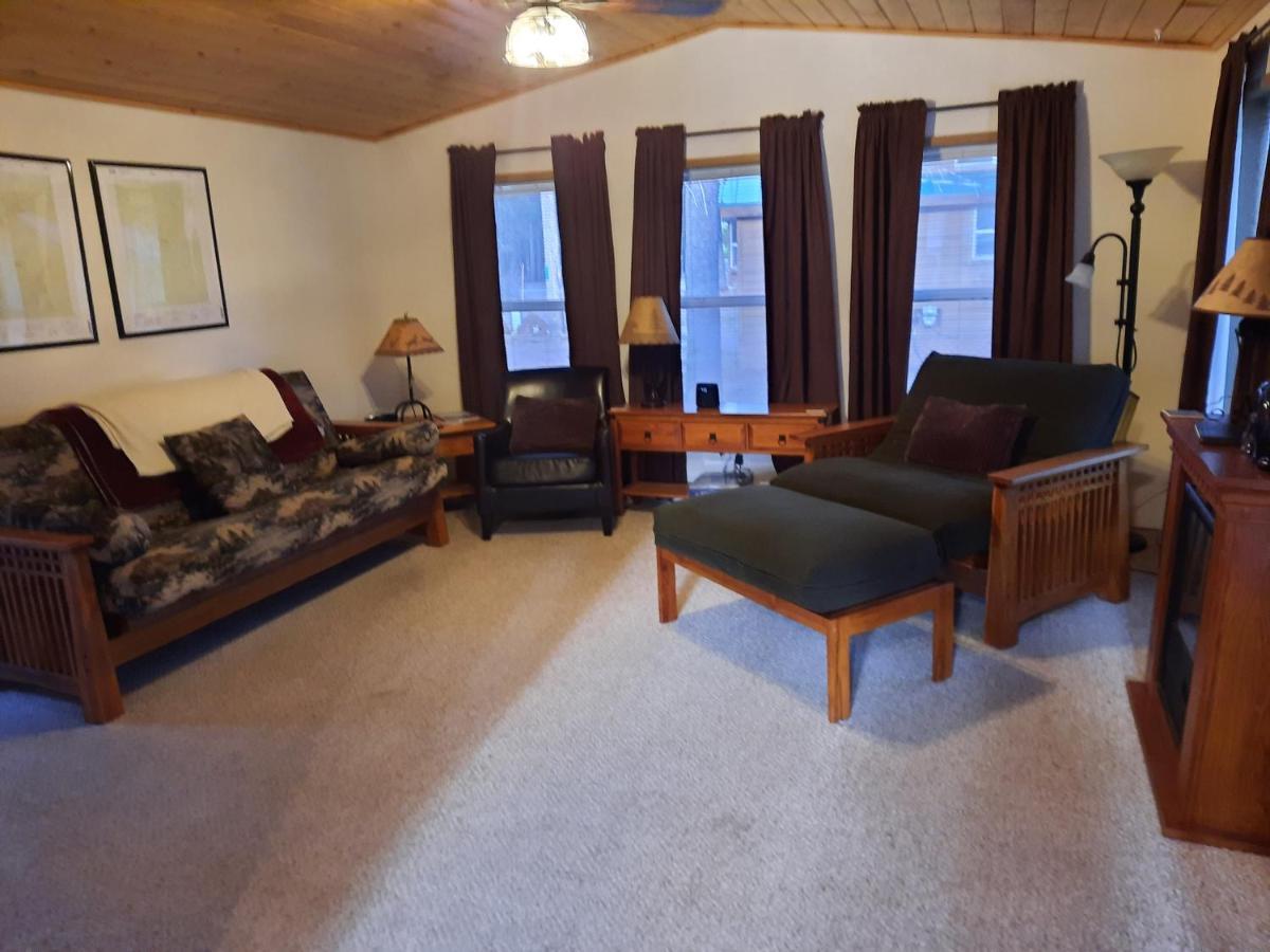 Willamette Pass Inn & Chalets Odell Lake Exterior foto
