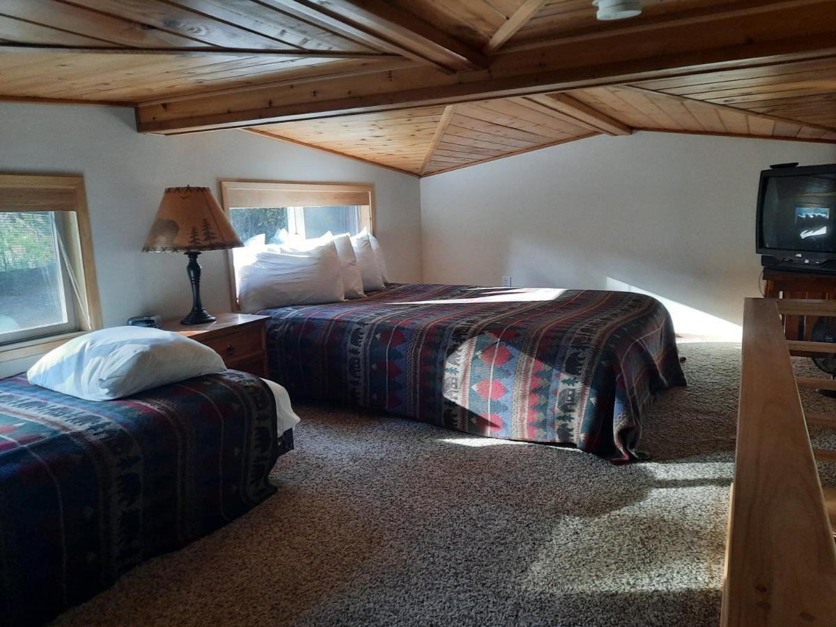 Willamette Pass Inn & Chalets Odell Lake Exterior foto