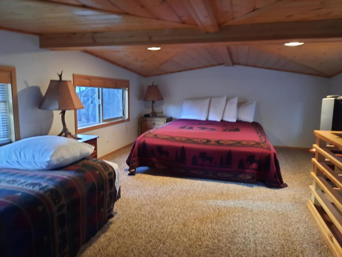 Willamette Pass Inn & Chalets Odell Lake Exterior foto